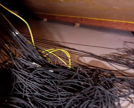 EEZ Shot Kabel Solar.jpg