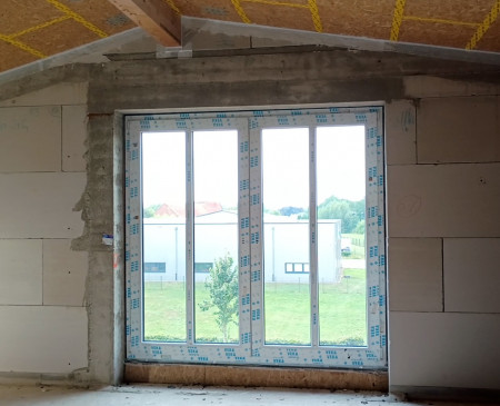 EEZ Shot Fenster H2 Technik.jpg